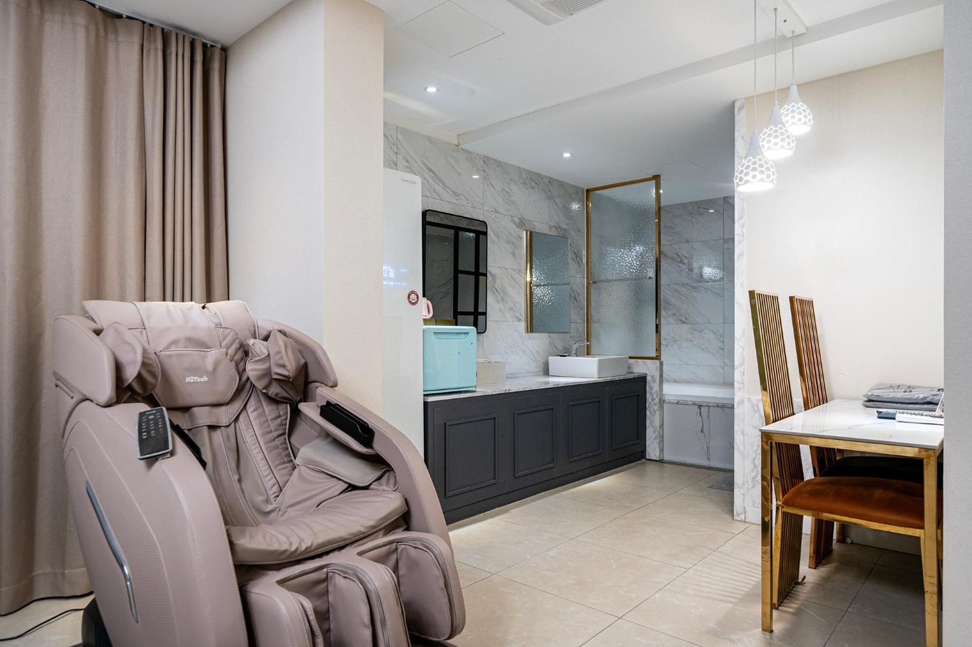 Knox Hotel Чеонан Екстериор снимка